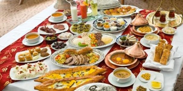 Ramazan'da yanl�� beslenerek rahats�zlanmay�n