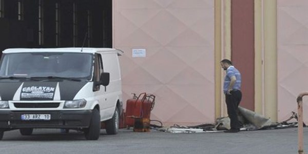 Plastik ambalaj fabrikas�nda yang�n
