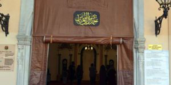 �zmir'de iftar�n erken a��lmas�n�n ard�ndan