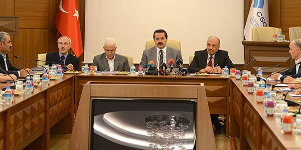 Toplu iş sözleşmelerinin görüşmeleri salıya kaldı