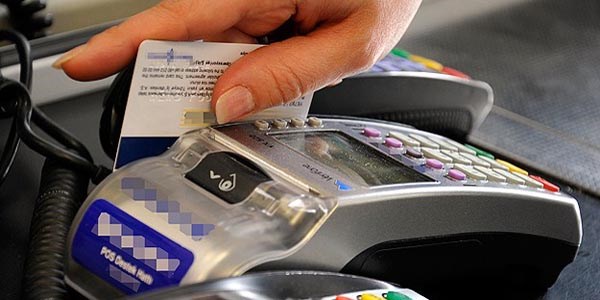 Kredi kart�ndan nakit �eki�te b�y�k art��