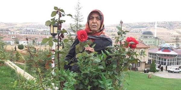 Çalıştığı iş yerinden evine gitmek için çıkan kadından haber alınamıyor