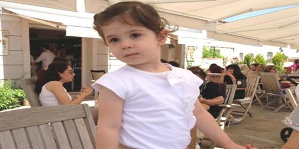 Minik Esil 4 ya��nda beyin t�m�r�ne yenik d��t�