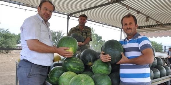 �neg�l karpuzu yok sat�l�yor