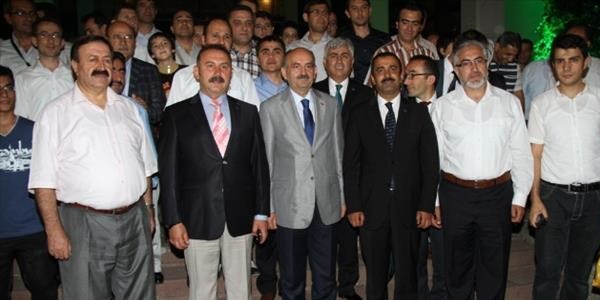 Sağlık Bakanı Sağlık-Sen iftarına katıldı