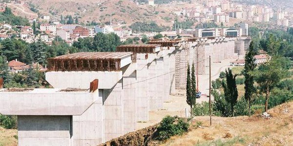 YHT viyadükleri depreme dayanıklı olacak
