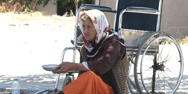 Dilencinin boş tabak oyunu