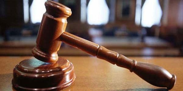 Başörtü yüzünden ihraç edilen öğretmen MEB'e başvurabilecek