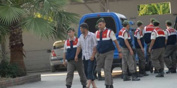 Turistik merkezde 111 kilo esrar