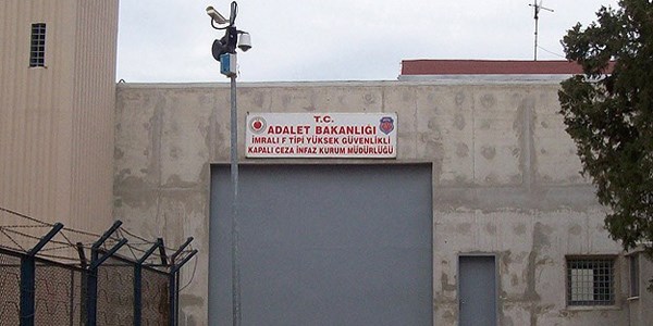 �calan'�n avukatlar�ndan ba�vuru