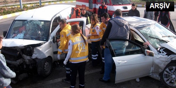 Kazada �len hakimin arac�ndan esrar ��kt�!