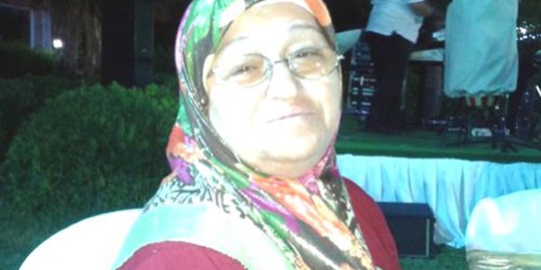 Teravih namazına giderken otomobil çarpan kadın öldü
