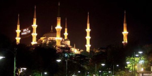 Ezan okunmayınca iftar gecikti...