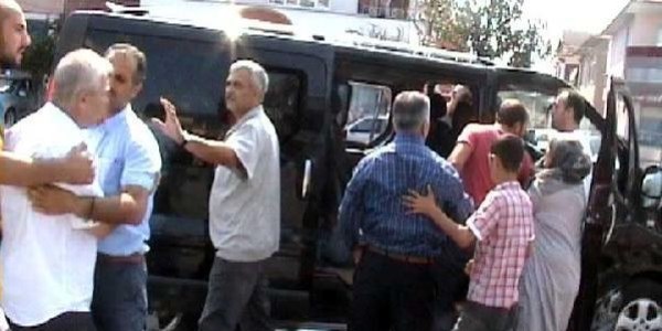 Adapazarı'nda trafikte kavga