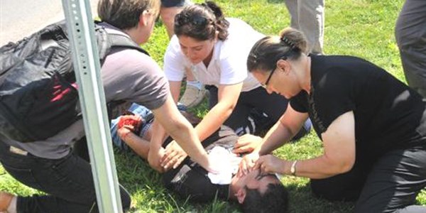 'Allahım ne olur ölmesin, onun da annesi var'