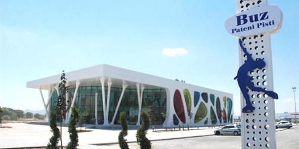'Küresel ısınma mesajı' veren bina