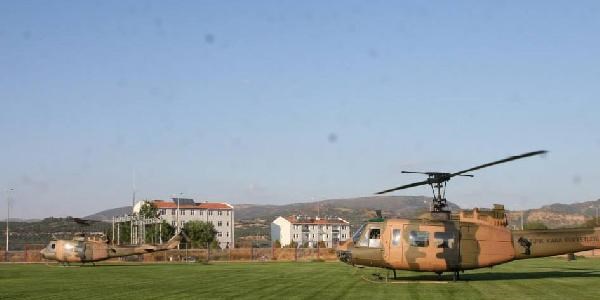 Askeri helikopter acil iniş yaptı