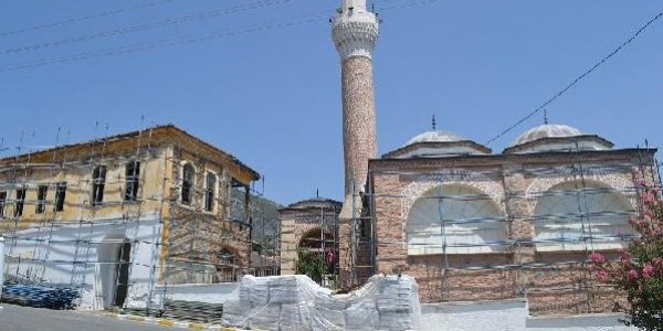 517 yıllık Hacı Sinan Külliyesi ayağa kalkıyor