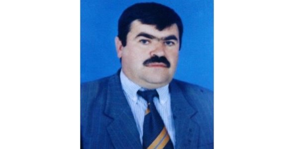 Mahalle muhtar� kalbine yenildi