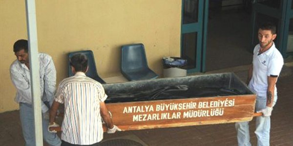 Sulama kanalındaki kimliksiz ceset