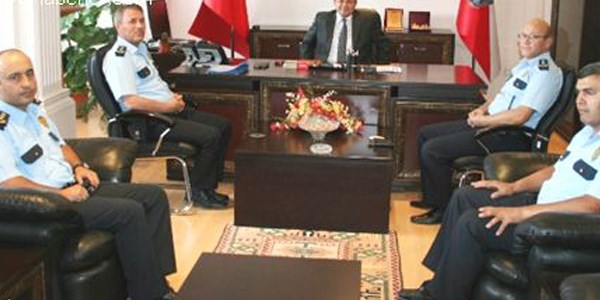 Mahkeme kararıyla görevine döndü