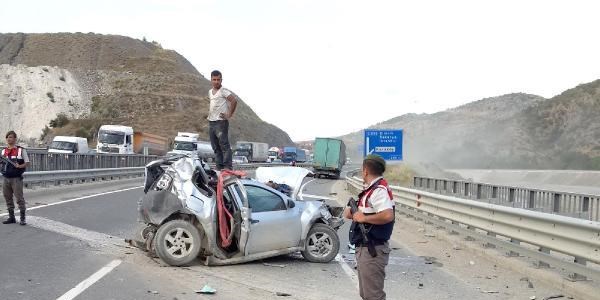 YHT in�aat�nda g�revli 2 m�hendis, kamyonun alt�nda can verdi