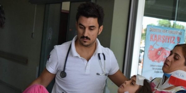 Trafik kazas�: 5 yaral�