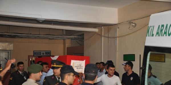 Askerin kalp krizinden öldüğüne inanmadılar, cenazeyi incelediler