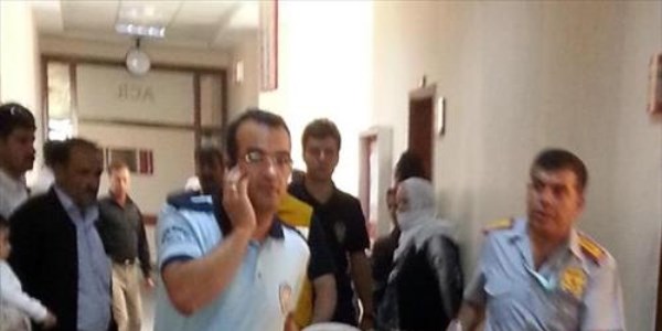 Ayakkabısını boyatırken, kuzenlerin silahlı kavgasında hayatını kaybetti