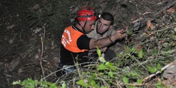Manzara izlerken 30 metre yuvarlandı