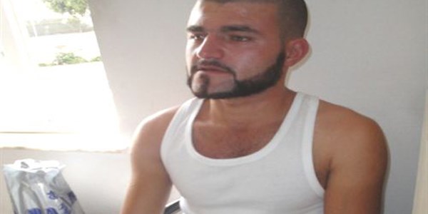 Babaannesini öldürüp tatile çıktı