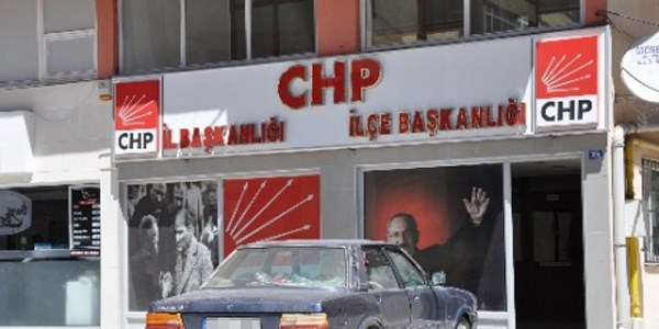 CHP'de tekilatlarn 'cret' kurnazl