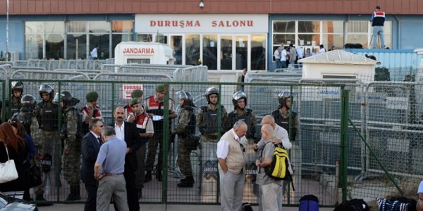 Tarihi dava devam ediyor/ Video