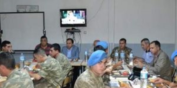 Jandarma'dan sahur programı