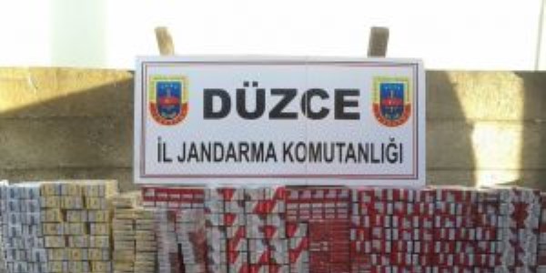 Yolcu otobüsünde kaçak sigara ele geçirildi