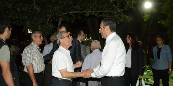 Vali Demir, huzurevi sakinleriyle iftarda buluştu