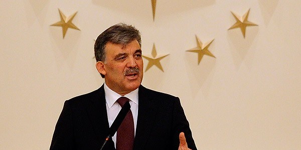 Cumhurbaşkanı Gül pilotlar için devrede