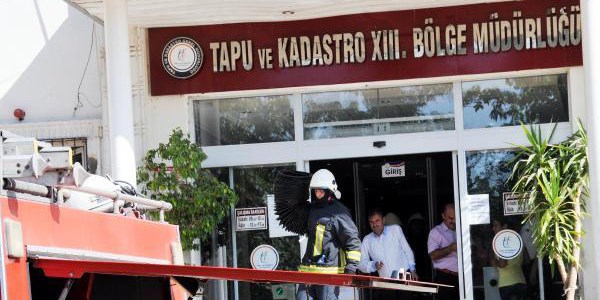 Tapu Müdürlüğü'nde yangın
