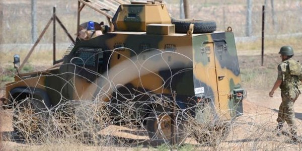 Suriye s�n�r�nda hareketli saatler