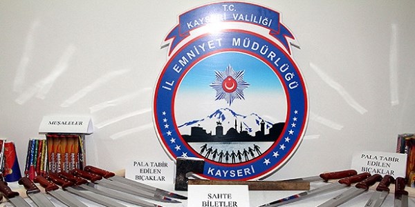 S�per Kupa'y� izlemeye de�il sava�a gelmi�ler