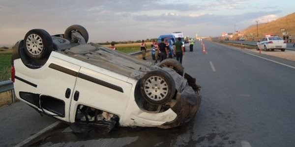 Kahramanmara'ta trafik kazas: 1 l, 8 yaral