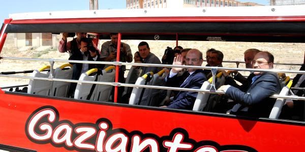 Bakan Bayraktar: Kışlaların yeri imara açılmayacak
