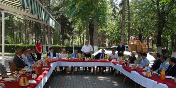 Bolu'da kaymakamlara veda yemeği