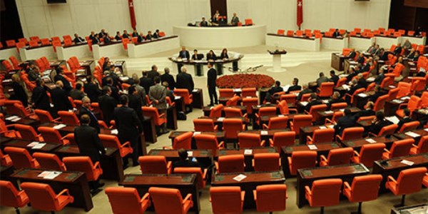 Ateizme anayasal güvence geliyor