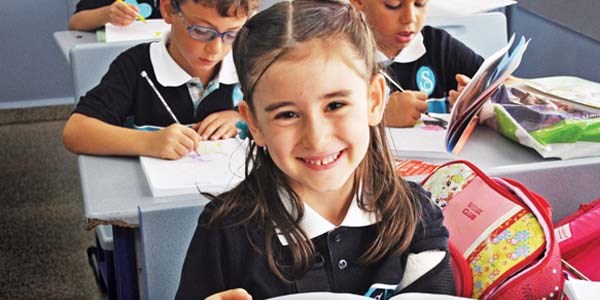 İstanbul'da 'kayıtsız' 31 bin çocuk/ Video