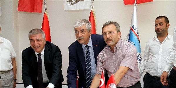 Karşıyaka'da toplu sözleşme sevinci