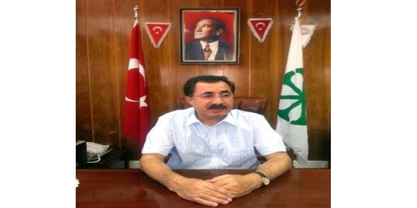 Geçici işçi olarak girdiği şeker fabrikasına müdür oldu