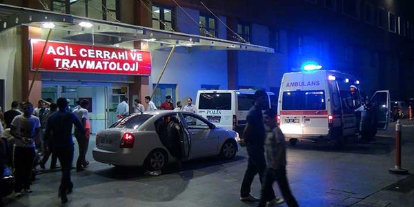 Diyarbak�r'da silahl� kavga: 7 �l�, 5 yaral�