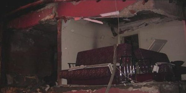 Mutfakta biriken tpgaz bomba gibi patlad: 2 yaral
