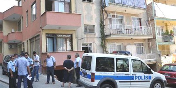 Koku yayılınca cesedi bulundu